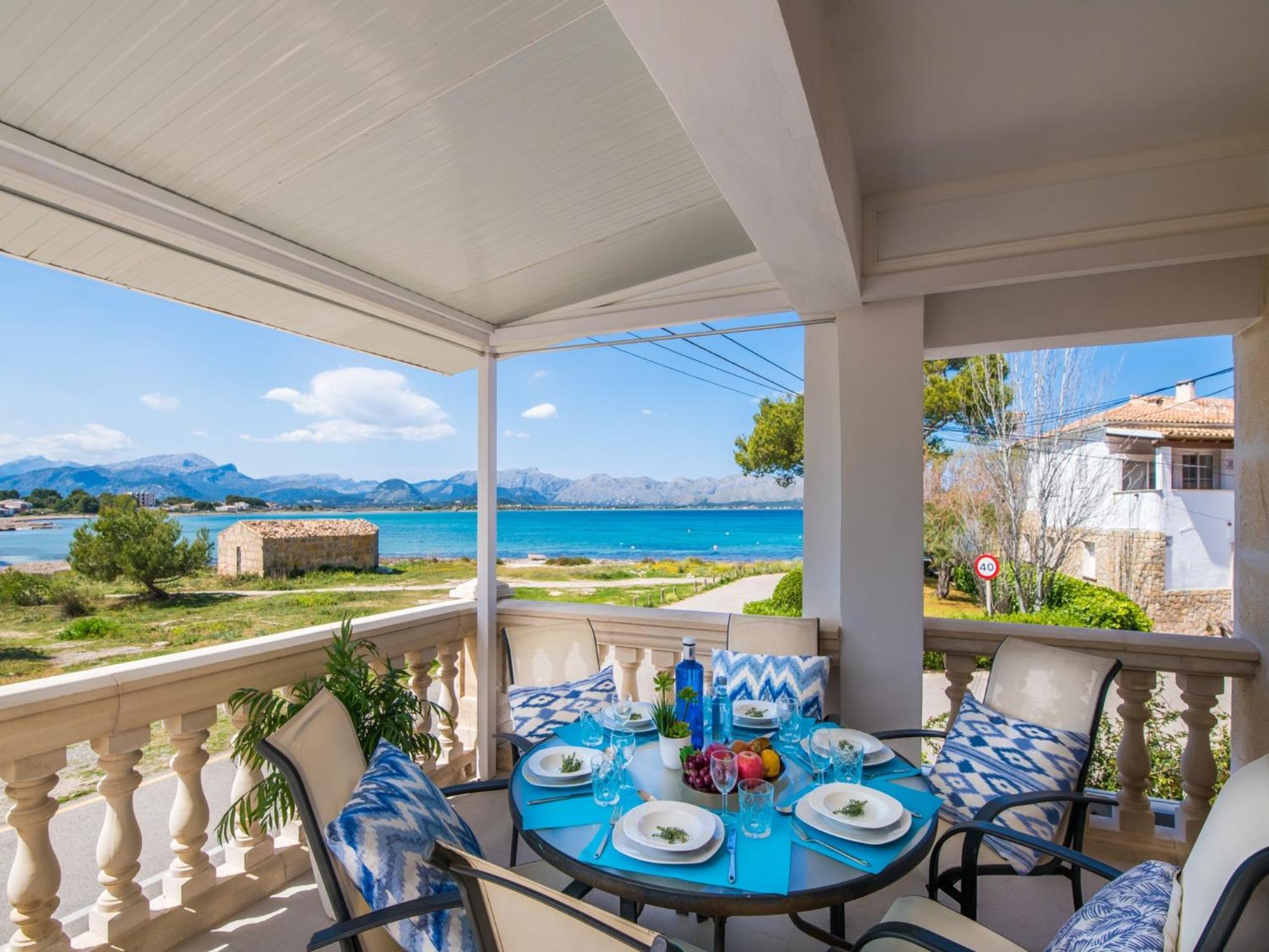 With Views Of The Bay Of Pollenca Apartment